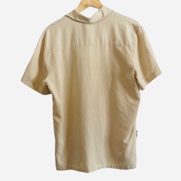 VTG Safari Button Up - Picture 3 of 6